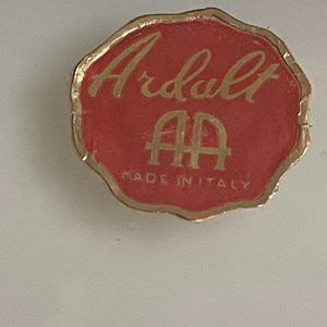 Large Oriental Ardalt Vase